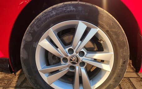 Skoda Rapid I, 2019 год, 1 300 000 рублей, 25 фотография