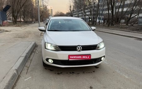 Volkswagen Jetta VI, 2012 год, 1 100 000 рублей, 1 фотография