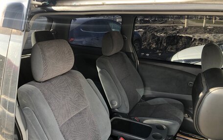 Toyota Estima III рестайлинг -2, 2001 год, 750 000 рублей, 3 фотография