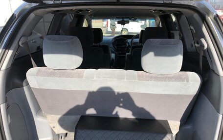 Toyota Estima III рестайлинг -2, 2001 год, 750 000 рублей, 23 фотография