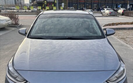 Hyundai Solaris II рестайлинг, 2017 год, 1 550 000 рублей, 2 фотография