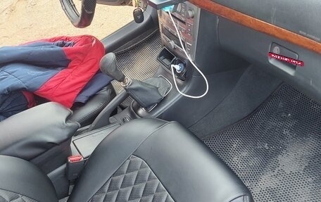 Toyota Avensis III рестайлинг, 2006 год, 520 000 рублей, 21 фотография