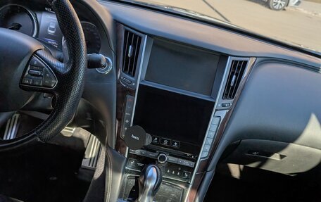 Infiniti Q50 I рестайлинг, 2014 год, 2 000 000 рублей, 15 фотография