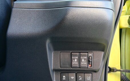 Honda Freed II, 2017 год, 1 500 000 рублей, 25 фотография