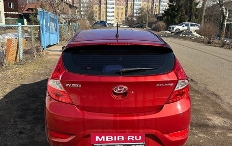 Hyundai Solaris II рестайлинг, 2012 год, 940 000 рублей, 5 фотография