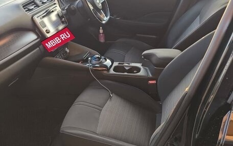 Nissan Leaf II, 2017 год, 1 560 000 рублей, 5 фотография