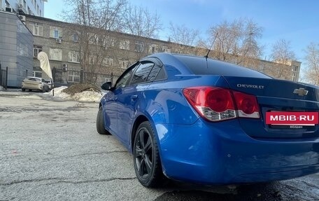 Chevrolet Cruze II, 2011 год, 750 000 рублей, 4 фотография