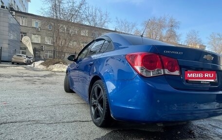 Chevrolet Cruze II, 2011 год, 750 000 рублей, 3 фотография