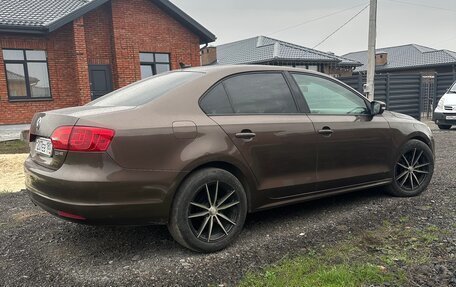 Volkswagen Jetta VI, 2011 год, 1 060 000 рублей, 4 фотография