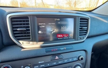 KIA Sportage IV рестайлинг, 2020 год, 2 397 000 рублей, 16 фотография