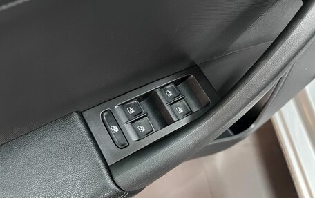 Volkswagen Polo VI (EU Market), 2021 год, 1 795 000 рублей, 16 фотография