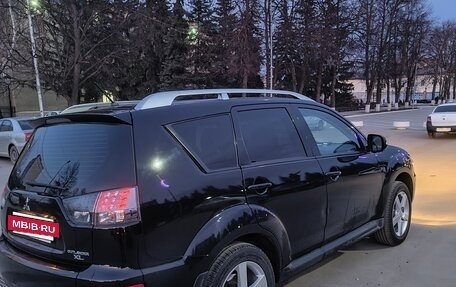 Mitsubishi Outlander III рестайлинг 3, 2010 год, 1 210 000 рублей, 2 фотография