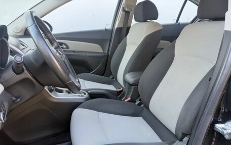 Chevrolet Cruze II, 2014 год, 920 000 рублей, 10 фотография