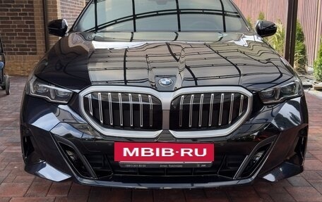 BMW 5 серия, 2023 год, 7 300 000 рублей, 3 фотография