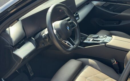 BMW 5 серия, 2023 год, 7 300 000 рублей, 29 фотография