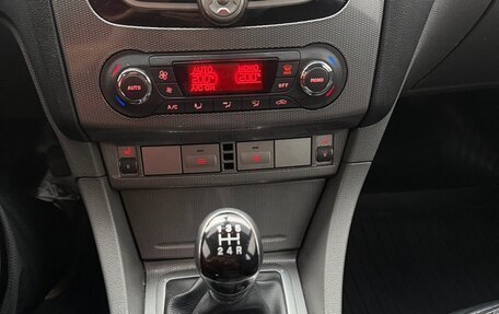 Ford Focus II рестайлинг, 2010 год, 660 000 рублей, 2 фотография