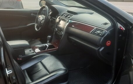 Toyota Camry, 2012 год, 1 650 000 рублей, 10 фотография