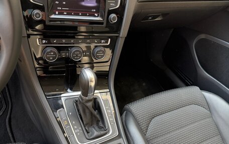 Volkswagen Golf VII, 2013 год, 1 560 000 рублей, 27 фотография