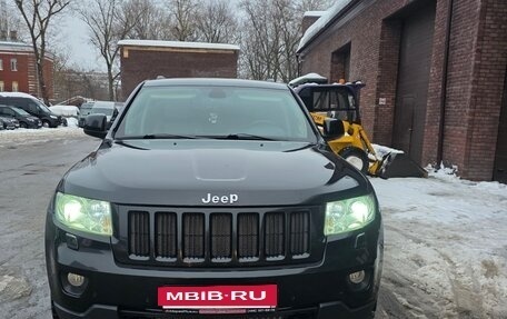 Jeep Grand Cherokee, 2013 год, 1 820 000 рублей, 6 фотография