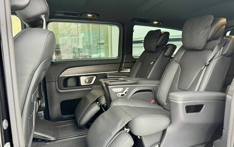 Mercedes-Benz V-Класс, 2025 год, 14 500 000 рублей, 2 фотография