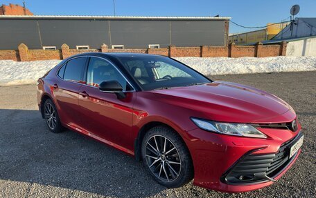 Toyota Camry, 2021 год, 3 280 000 рублей, 3 фотография