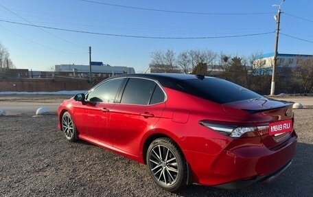 Toyota Camry, 2021 год, 3 280 000 рублей, 6 фотография