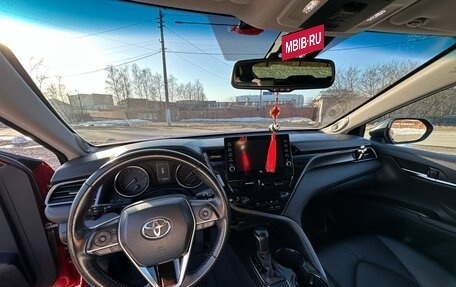 Toyota Camry, 2021 год, 3 280 000 рублей, 7 фотография