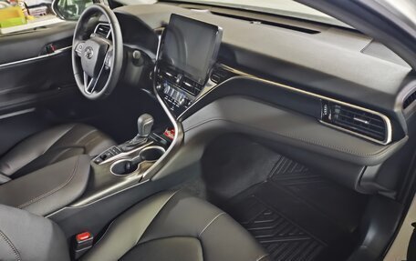 Toyota Camry, 2022 год, 4 500 000 рублей, 7 фотография