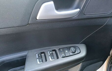 KIA Sportage IV рестайлинг, 2019 год, 1 880 000 рублей, 16 фотография