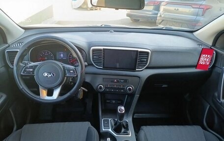 KIA Sportage IV рестайлинг, 2019 год, 1 880 000 рублей, 10 фотография