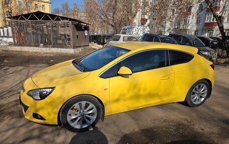 Opel Astra J, 2012 год, 975 000 рублей, 2 фотография