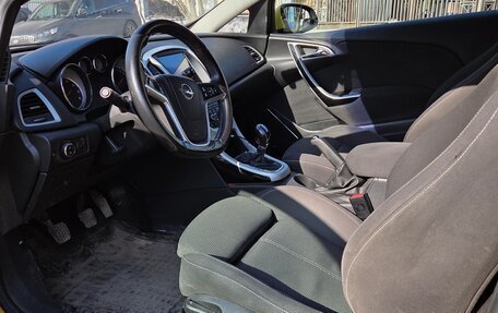 Opel Astra J, 2012 год, 975 000 рублей, 10 фотография