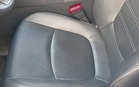 Toyota RAV4, 2019 год, 3 200 000 рублей, 9 фотография