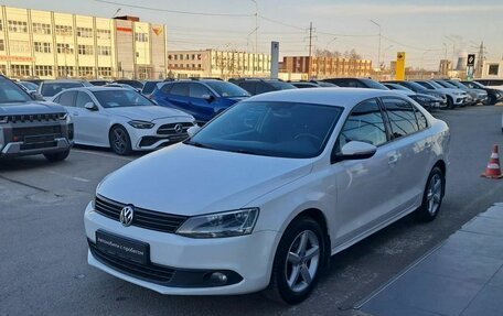 Volkswagen Jetta VI, 2014 год, 898 000 рублей, 3 фотография