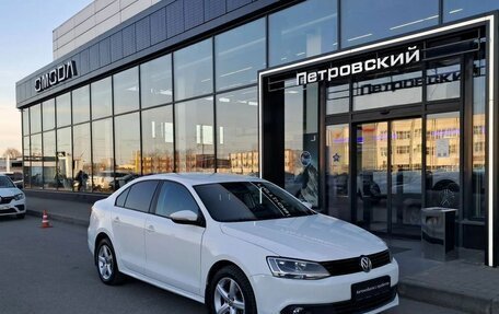 Volkswagen Jetta VI, 2014 год, 898 000 рублей, 5 фотография