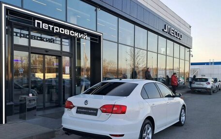 Volkswagen Jetta VI, 2014 год, 898 000 рублей, 7 фотография