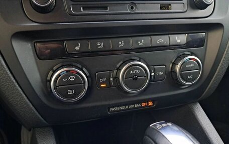 Volkswagen Jetta VI, 2014 год, 898 000 рублей, 16 фотография