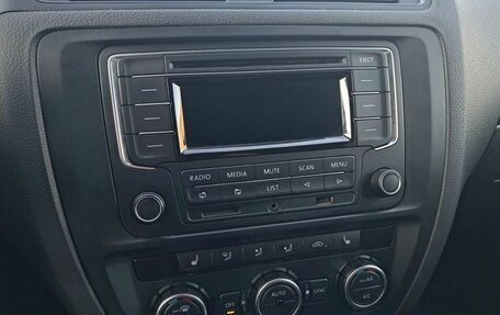 Volkswagen Jetta VI, 2014 год, 898 000 рублей, 15 фотография