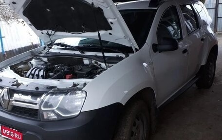 Renault Duster I рестайлинг, 2015 год, 1 050 000 рублей, 1 фотография