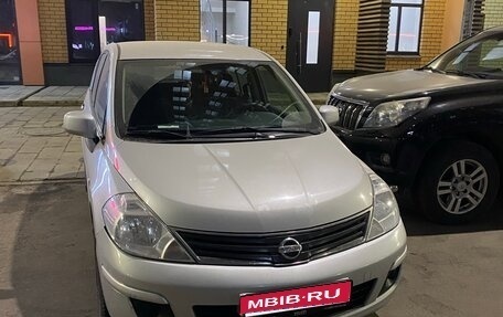 Nissan Tiida, 2011 год, 895 000 рублей, 1 фотография