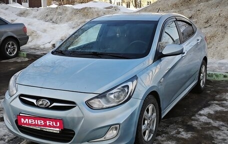 Hyundai Solaris II рестайлинг, 2013 год, 790 000 рублей, 4 фотография