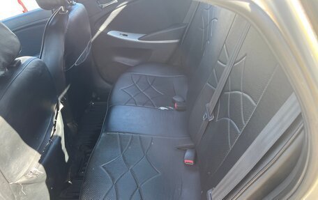 Hyundai Solaris II рестайлинг, 2011 год, 650 000 рублей, 12 фотография