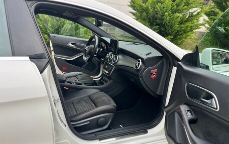 Mercedes-Benz CLA, 2019 год, 2 350 000 рублей, 16 фотография