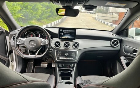 Mercedes-Benz CLA, 2019 год, 2 350 000 рублей, 22 фотография