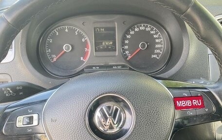 Volkswagen Polo VI (EU Market), 2016 год, 909 000 рублей, 3 фотография