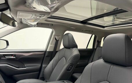 Toyota Highlander, 2026 год, 6 150 000 рублей, 10 фотография