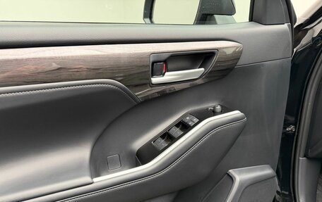 Toyota Highlander, 2026 год, 6 150 000 рублей, 14 фотография