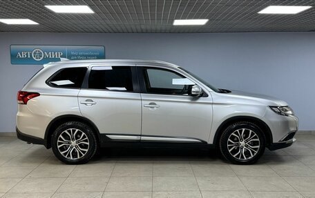 Mitsubishi Outlander III рестайлинг 3, 2017 год, 2 212 000 рублей, 8 фотография