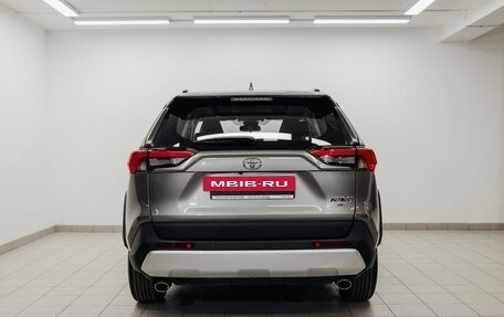 Toyota RAV4, 2025 год, 4 400 000 рублей, 5 фотография