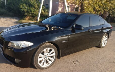 BMW 5 серия, 2012 год, 2 050 000 рублей, 10 фотография